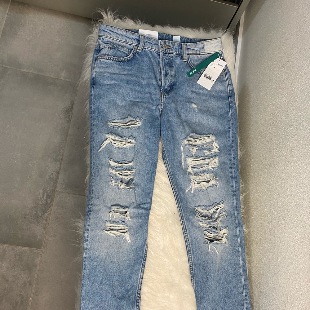 Brand new H&M boyfriend jeans